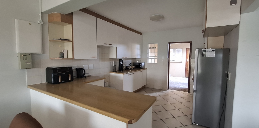 To Let 3 Bedroom Property for Rent in Nahoon Valley Park Eastern Cape